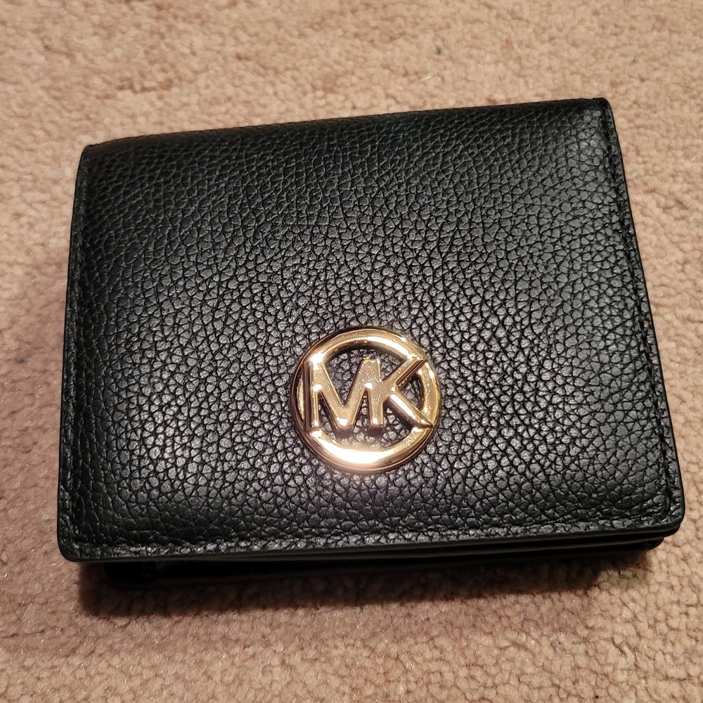 Michael Kors wallet